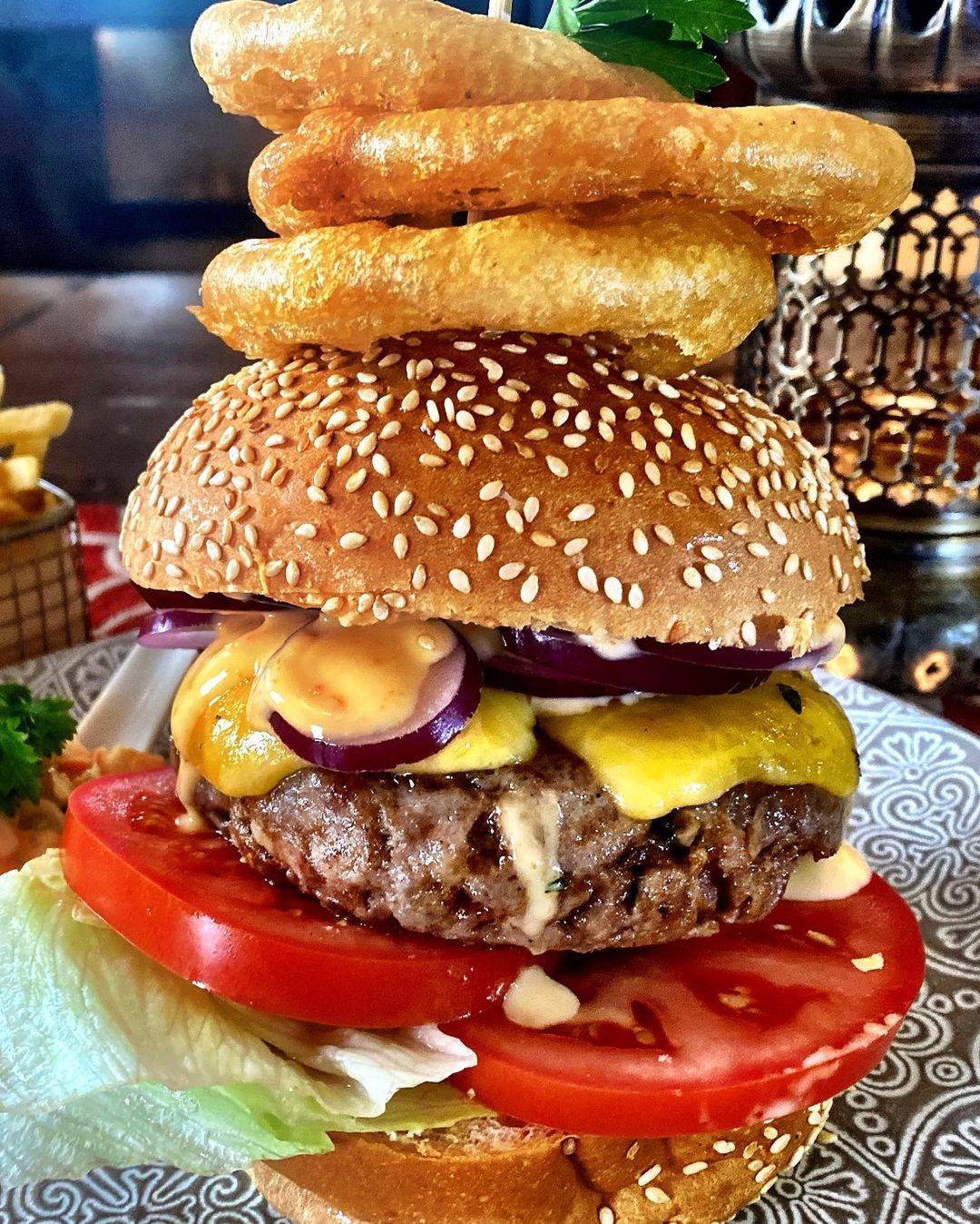 Burger & Beer Special at Rick’s Cafe Americain