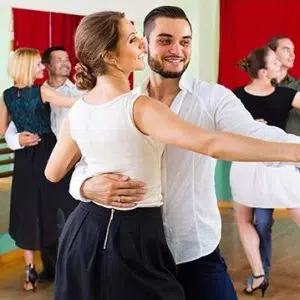 Dancealot | Ballroom or Latin American Group Dance Classes for Couples
