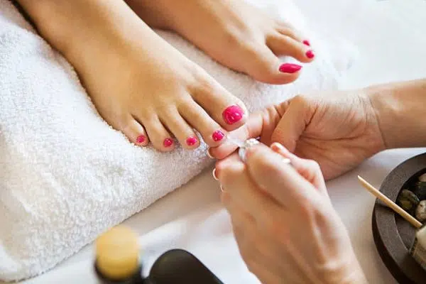 Amanee | Deluxe Pedicure and Manicure with Gel for One