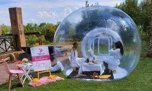 Pamensky Spa | Bubble picnic experience including set up, champagne, platter and massage