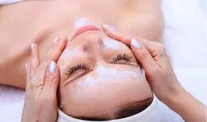 La Bella Donna | Exfoliation: Hands, Arms, Feet and Legs Including Massage