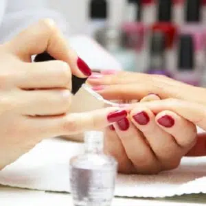 Dan Ne La Beauty Spa | Gel Manicure for 1
