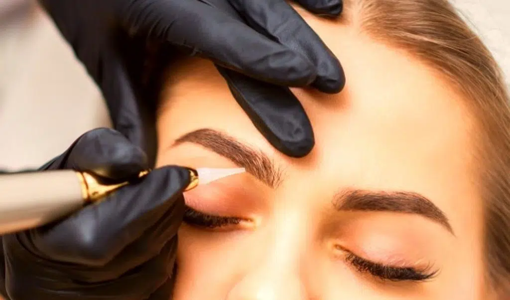 Coco Vogue | Microblading session for 1