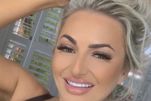 Refresche |  Teeth Whitening for 2