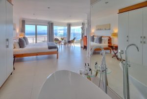 Sea Star Lodge | Superior Getaway Rooftop Terrace and the Honeymoon suite for 1 night