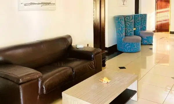 Airport Royal Guest House | 1 Night anytime stay for two including breakfast