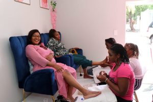 PinkMeUp | A 1hour 45 min Pamper Session With Tea and Cake for 2