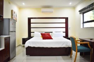 Melrose Hideout BnB | Luxury1 Night Stay For 2 Incl Full body Massage and Breakfast