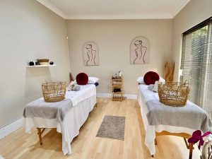 La Esperanca Beauty Spa | 2 Hr Couples Retreat Package incl Champagne or Tea and Coffee