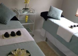 Nach's Beauty Studio | Deal of a Lifetime 2hr 30 min Full Pamper Package For 2 Incl Bubbly