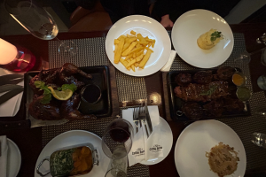 Cattle Baron Blouberg | Carni-4 Feast Platter for 4 people 3 course + wine