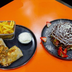 Syrian Deli | Chicken Shawarma, Chips and Dessert Pancake For 1