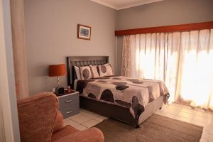 Sandton Hideout | 1 Night Stay & Full Body Massage incl Breakfast For 1