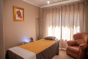 Sandton Hideout | 1 Night Stay & Full Body Massage incl Breakfast For 1