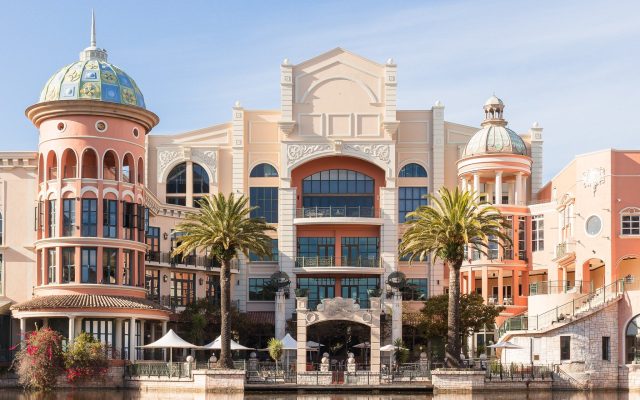 7 Things To Do At Canal Walk