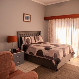 Sandton Hideout | 1 Night Stay & Full Body Massage incl Breakfast For 2