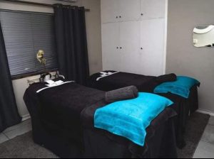 Urban Beauty Academy | Spa Spoil Package incl Glass of Bubbly/Juice For 2