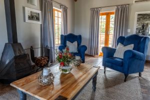 Orange Grove Farm | Take A Romantic Relaxing Getaway To The Moseberg Cottage