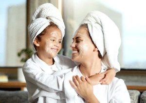 Care on Location | My Mommy And Me Spa Package Incl Light Lunch Or Sweet Treat