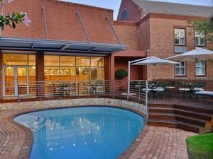 City Lodge Hotel Sandton |  Incredible 1 Night Stay with a 1hr 30 Min Head to Toe Spa Treatment For Two