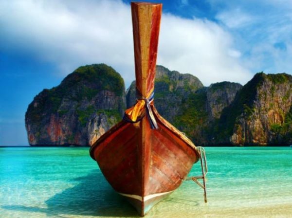 Travel Creationz | 7 Nights in Phuket, Thailand for 2 Incl Breakfasts And Phuket Fantasea Show