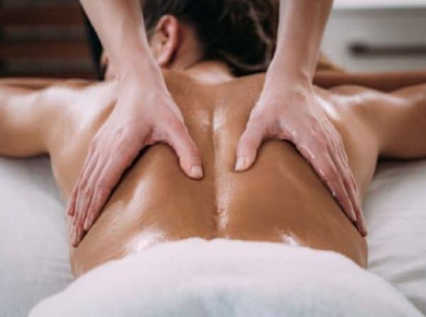 Urban Beauty Academy | 60 Min Couples Spa Package Incl a Charcuterie Cup & Champagne