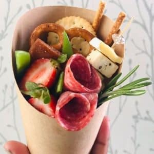 Urban Beauty Academy | 60 Min Couples Spa Package Incl a Charcuterie Cup & Champagne