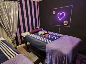 Art By Kemi | Join Us in a Sip & Paint Experience Incl a 30 Minute Massage for Two