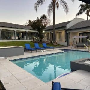 Deedo Sandton Guest House | A 1 Night Stay Incl a Full body Hotstone Massage For 2