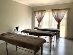 Deedo Sandton Guest House | A 1 Night Stay Incl a Full body Hotstone Massage For 2