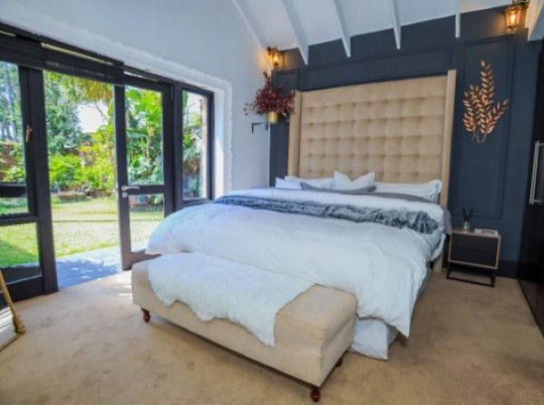 Mood Health Resorts | Stay For The Night and Indulge in a Milk Bath, Swedish Massage and a Body Mask For Two