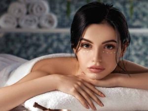 Mangwanani – Cape Sun Hotel | Luxury Full body Massage for 2 Incl Bubbly at this Boutique Spa