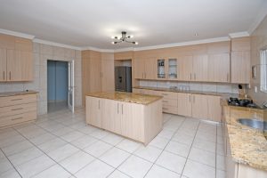 The Homestead Villa | Weekend Getaway for Twelve People In Our Luxury 6-Bedroom Villa All with Ensuite