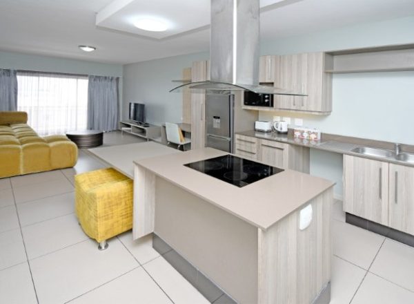 The Atrium | 2-Night Stay in Our Luxury 2-Bedroom Serviced Furnished Apartment for 4