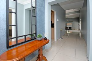 The Homestead Villa | Weekend Getaway for Twelve People In Our Luxury 6-Bedroom Villa All with Ensuite