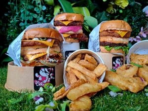 Pluckys Fried Chicken | The Deluxe Gourmet Deal Incl Any Side For 1