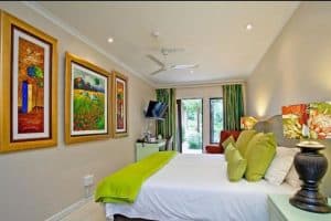 Loyas Tours | A 1 Night Relax & Recharge Getaway for 2 at The Sandton Lodge Incl Breakfast or a Picnic