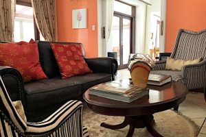 Loyas Tours | A 1 Night Relax & Recharge Getaway for 2 at The Sandton Lodge Incl Breakfast or a Picnic