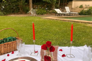 Loyas Tours | A 1 Night Relax & Recharge Getaway for 2 at The Sandton Lodge Incl Breakfast or a Picnic
