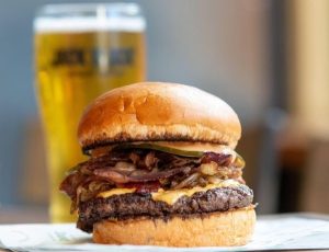 Zuney Wagyu Burger Bar | National Burger Championship Winners, Come try Our Dbl Deal for 2 Incl Drinks