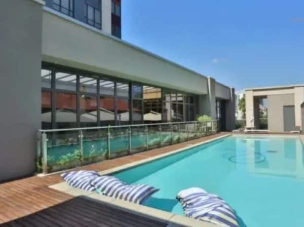 Love Luxe @ Sandton Skye | That Perfect 1 Night Getaway For 2