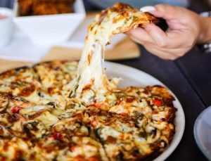 Brew Lounge Tygervalley | The Friends Sharing Deal,1 large Pizza, 12 Wingz and 2 Split Steak Sandwiches and A Hookah Pipe