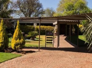 The Crystal Rose Lodge and Spa | 1 Nights Stay incl Spa Treatments and a Romantic Dinner for 2