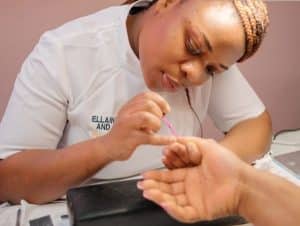 Ellainc Beauty Nail Bar | Step Into Season With This luxury Manicure and Pedicure For 1