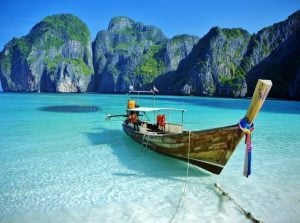 Travel Creationz | 7 Nights in Phuket, Thailand for 2 Incl Breakfasts And A Cabaret Show