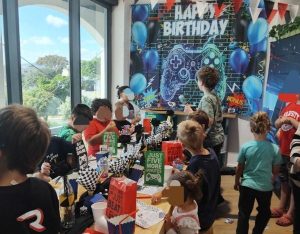 Rev And Race | Birthday Party Special, Feel The Thrill Of F1Racing for up to 16 Kids