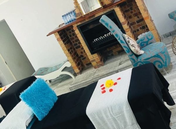 Sandton Glow Spa | 80 Min Spa Package Incl A Floating Tray with Breakfast or A Mix Platter For 2