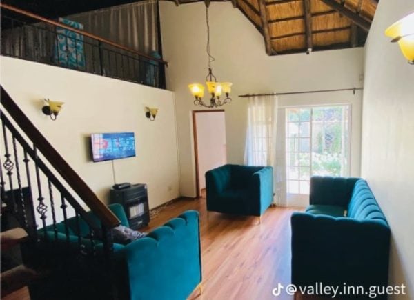 Sandton Glow Spa | 80 Min Spa Package Incl A Floating Tray with Breakfast or A Mix Platter For 2