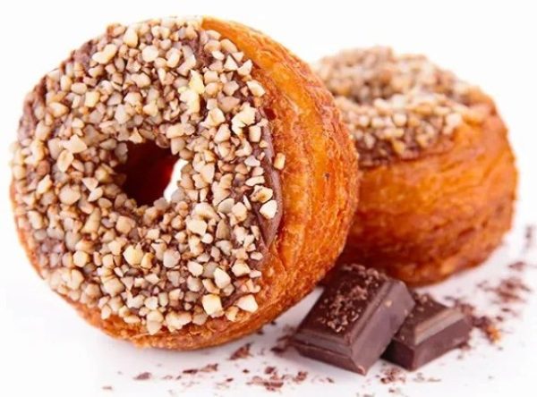 XO Cronuts | 2  Dbl Cronut Milkshakes + 2 Free Cronuts Or 4 Gourmet Filled Cronuts + 2 Free Cronuts