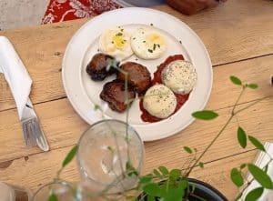 Karoo Cafe | A Choice of Delicious Main Meals and Drinks For 2